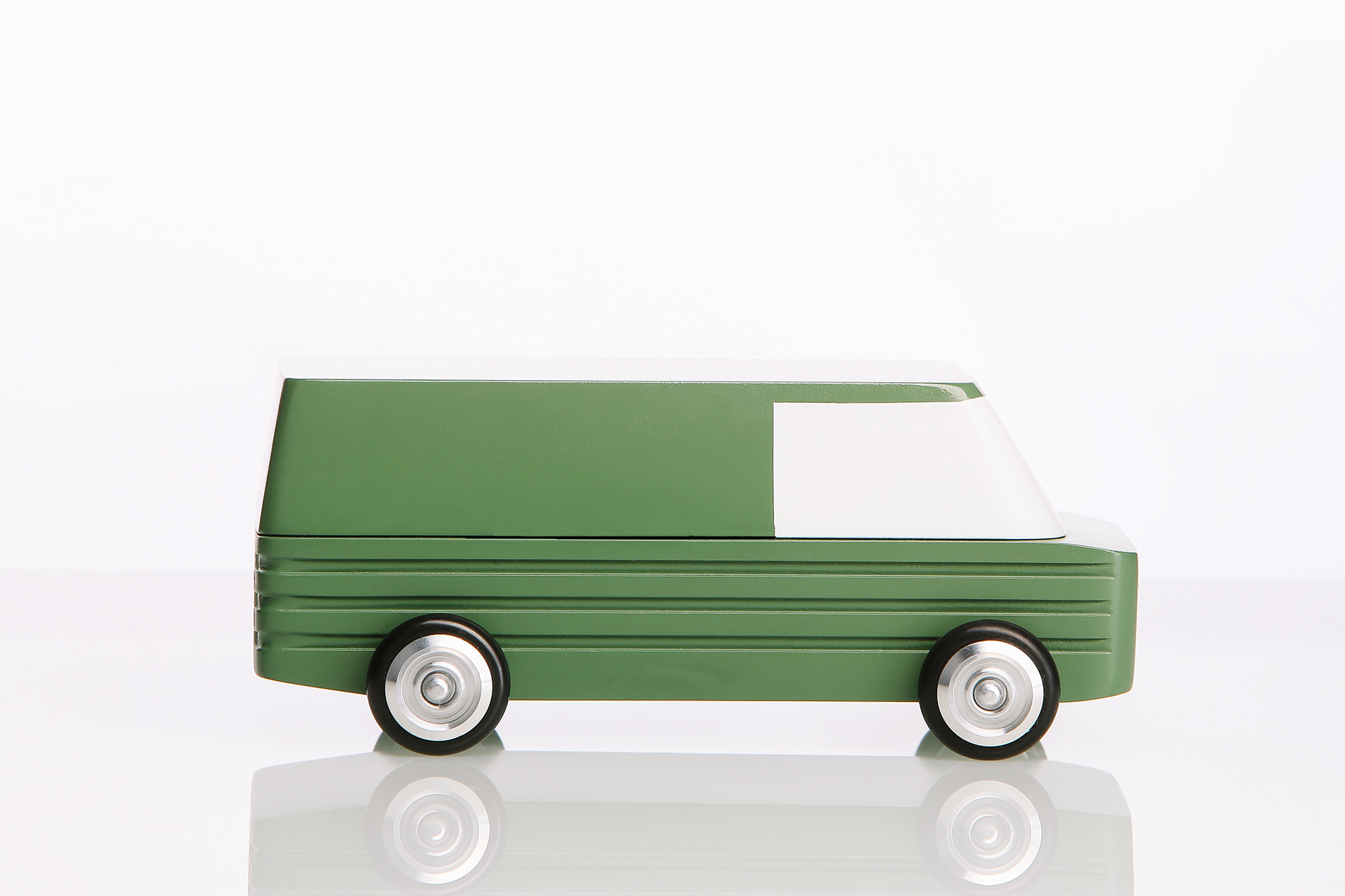 Eastern Europe，Design，The model car，Toys，Ornaments，