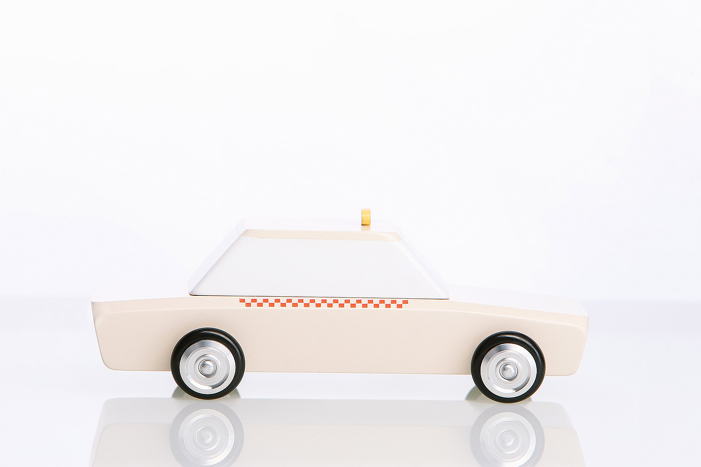Eastern Europe，Design，The model car，Toys，Ornaments，