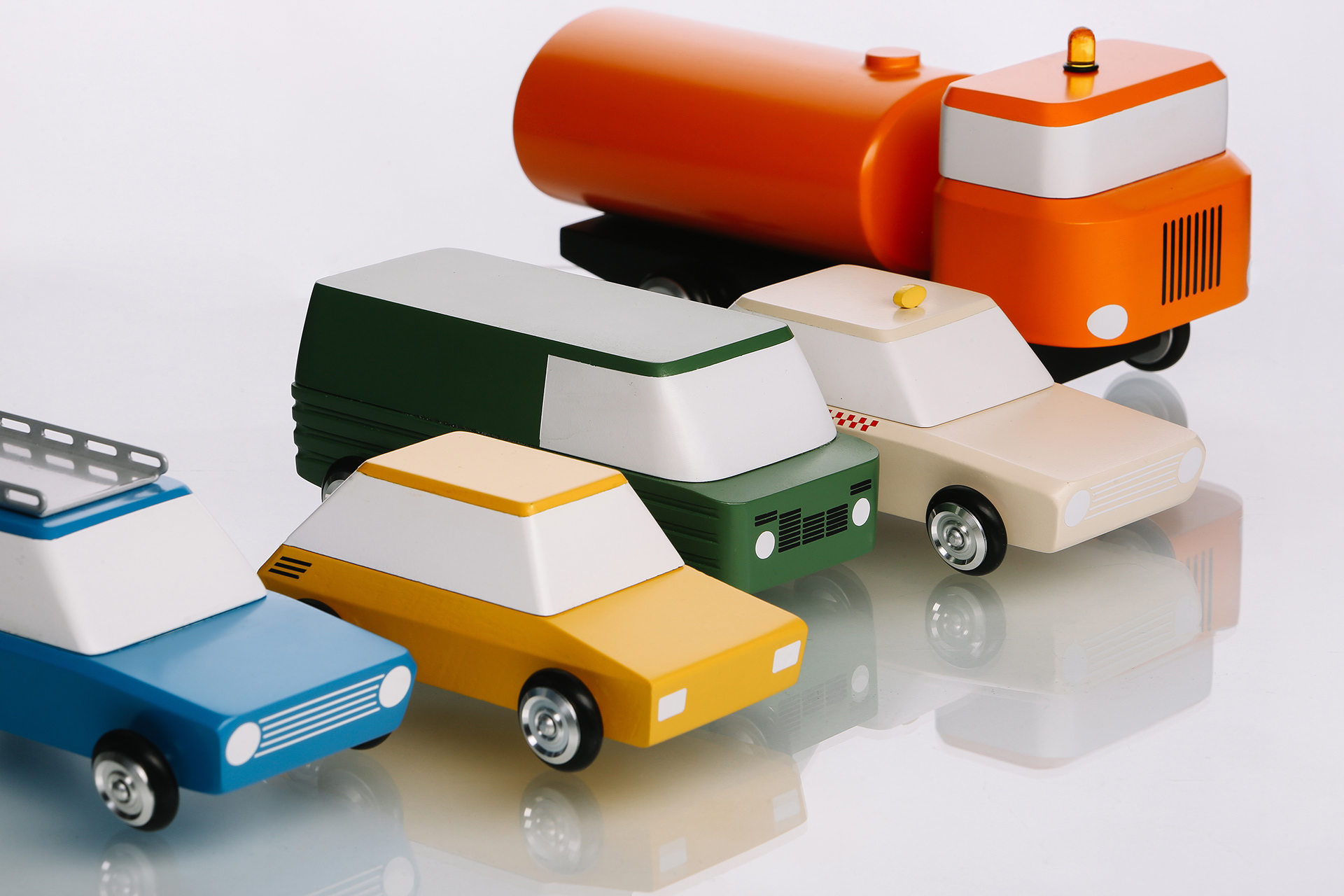 Eastern Europe，Design，The model car，Toys，Ornaments，