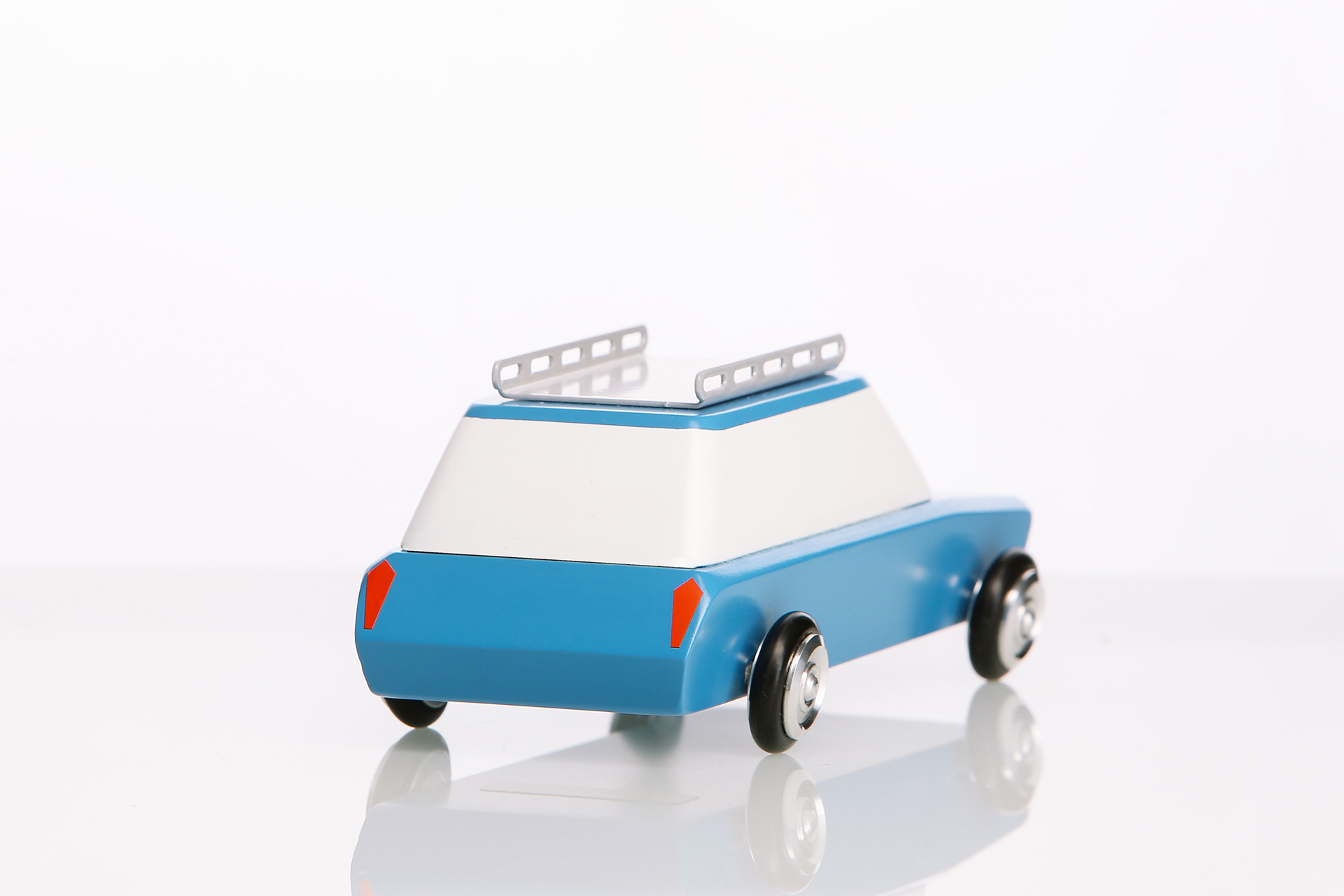 Eastern Europe，Design，The model car，Toys，Ornaments，