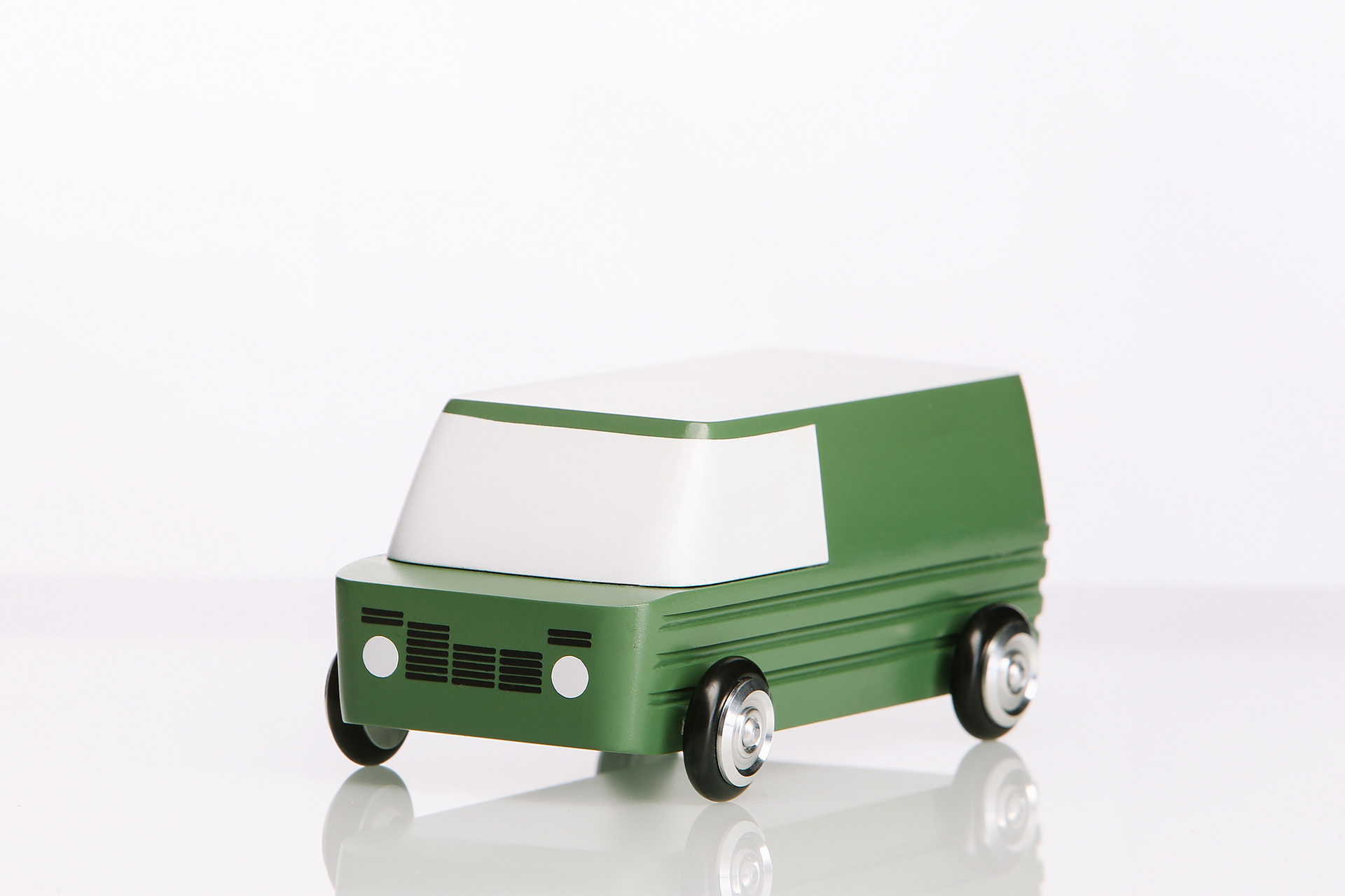 Eastern Europe，Design，The model car，Toys，Ornaments，