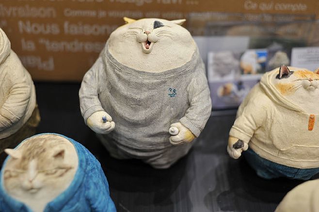 Sculpture，Toy design，Brain hole，lovely，cute pet，lady baby ，Charmingly naive，Clay modeling，Bionics Design ，cat，