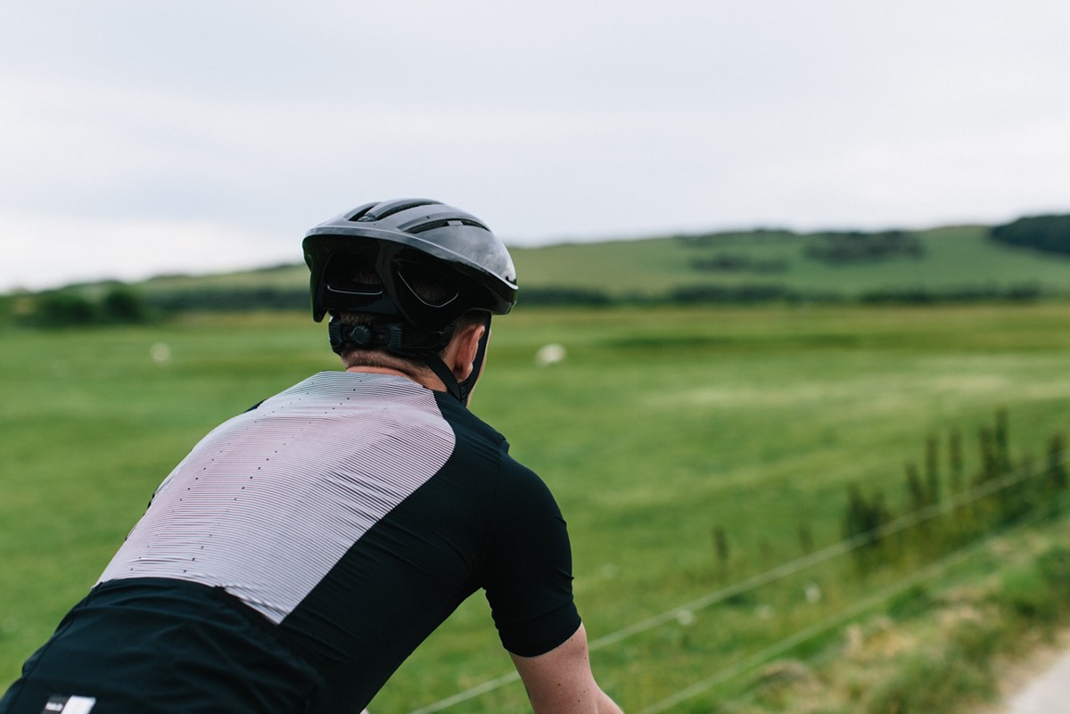 Harrier，Helmet，outdoors，product design，