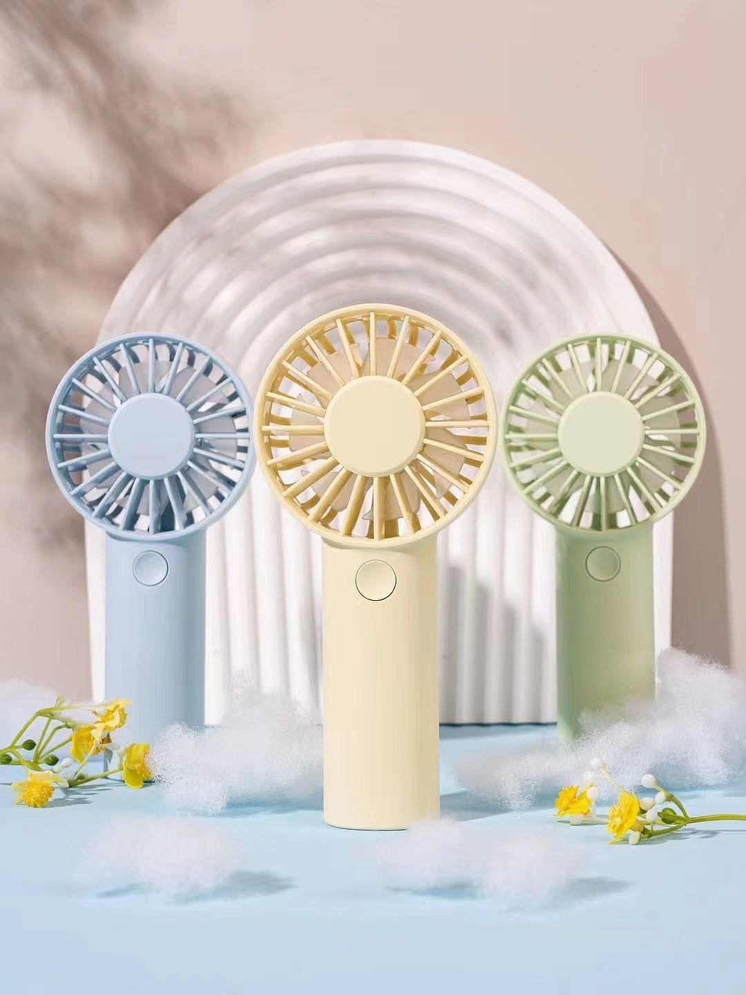 Fan，summer，Portable，Hand held small fan，Battery，high speed fan，