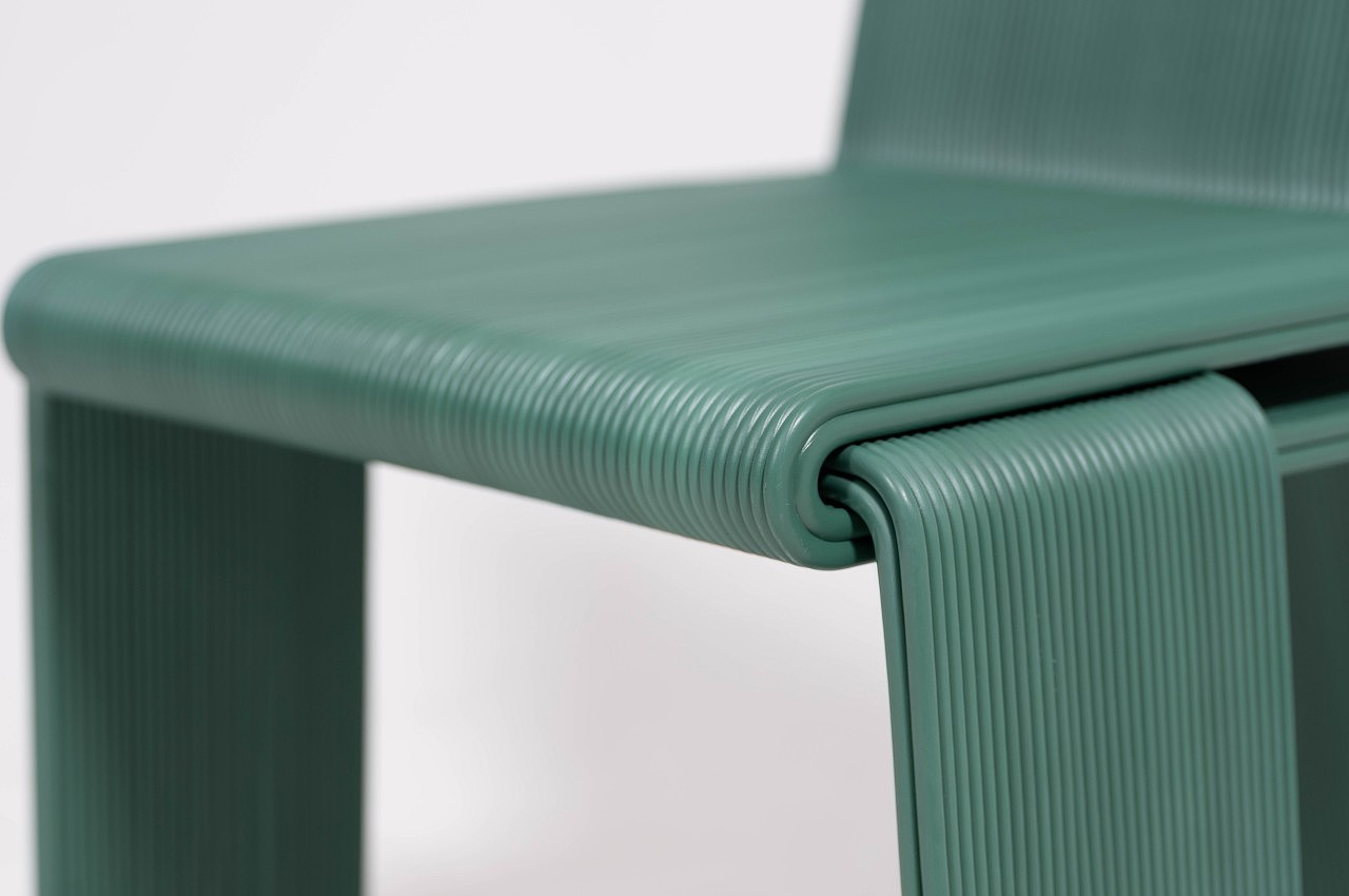 assemble，Som Chair，plastic recycling，Memphis Milano，