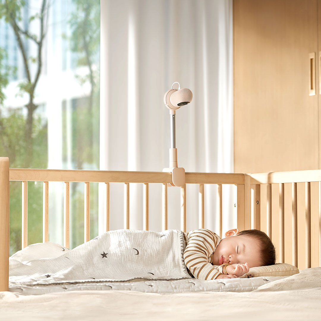 intelligence，nurse，Mother and baby，screen，