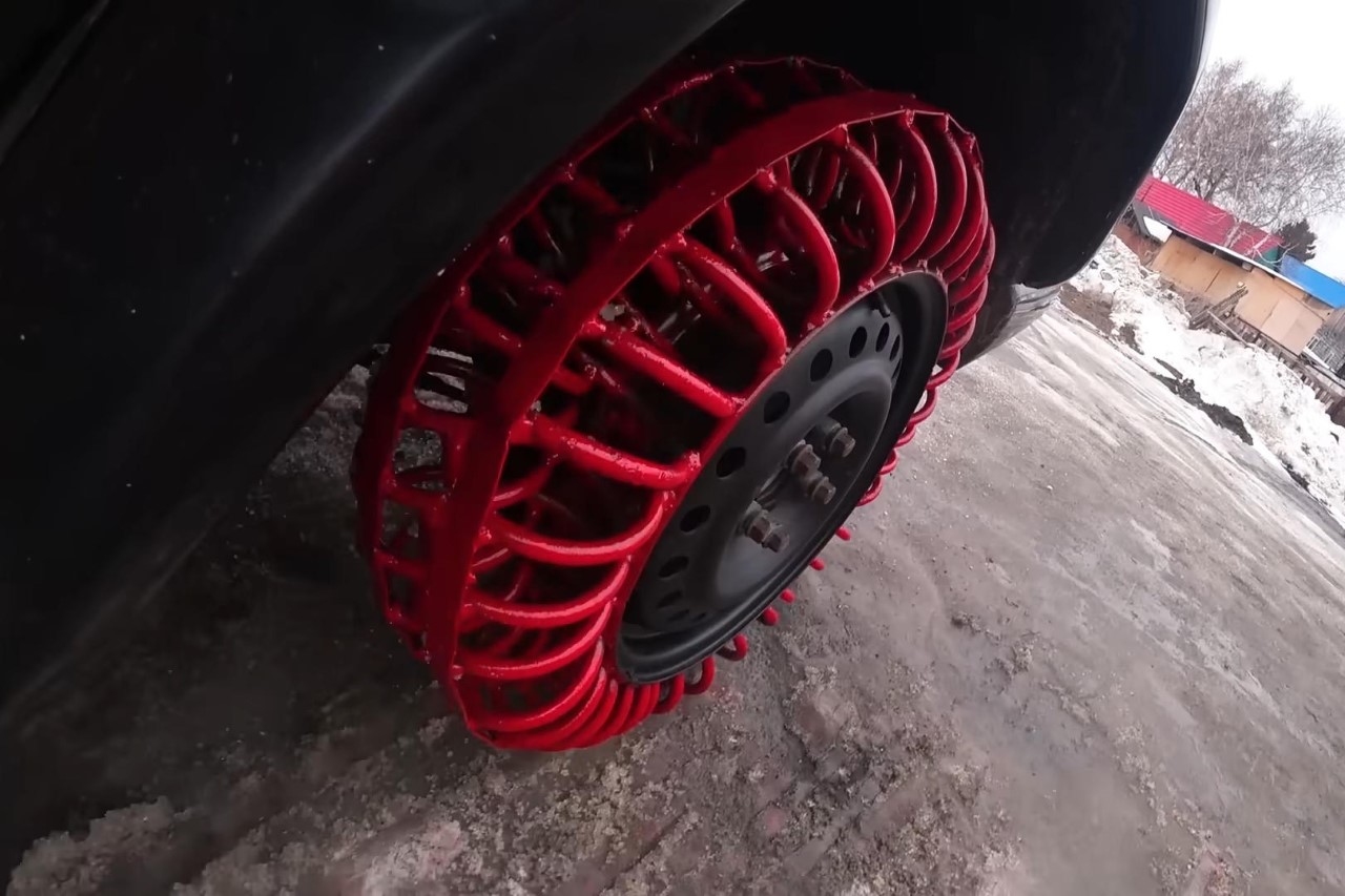 spring tire，suv，Metallic materials，