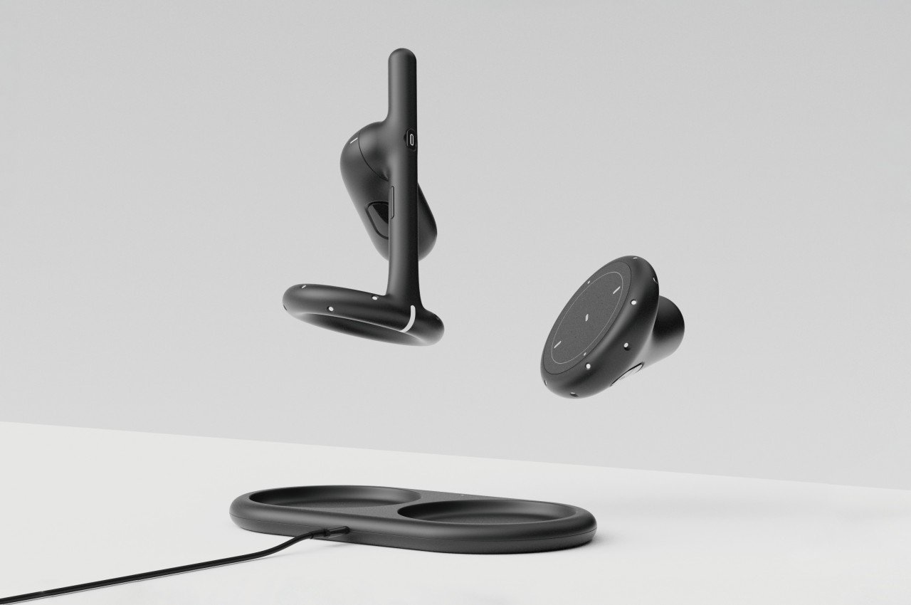 artist，designer，VR controller，