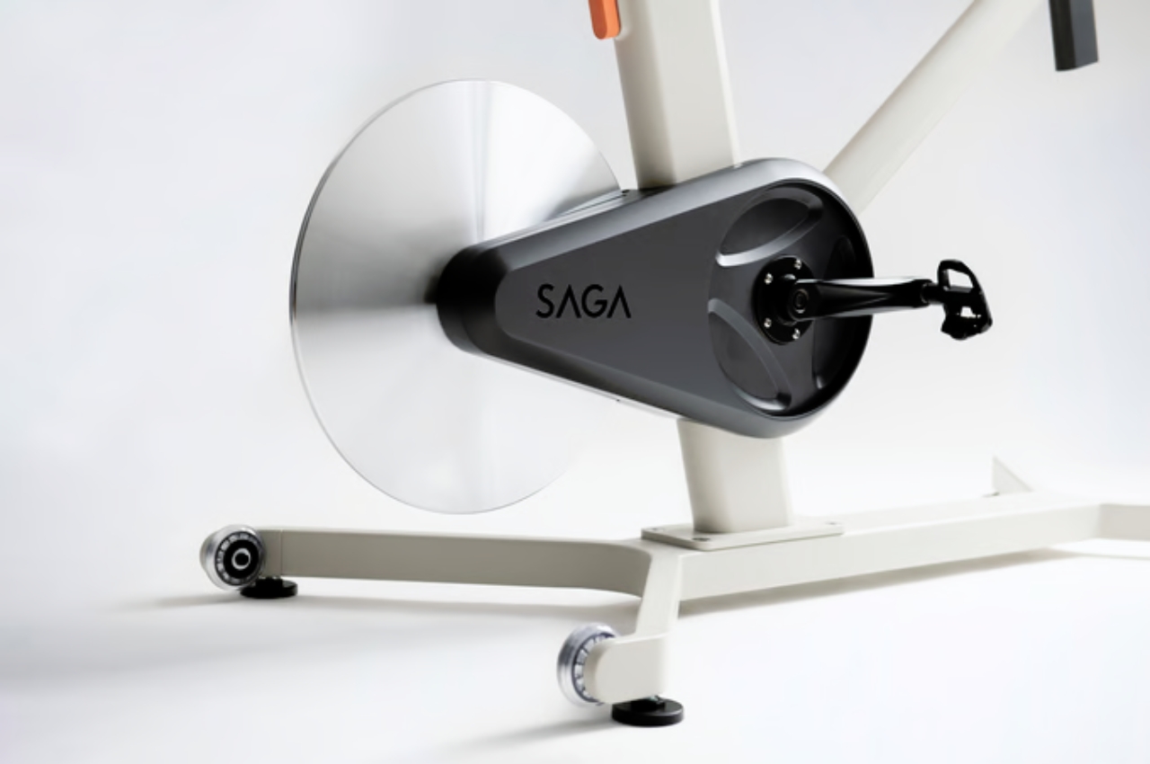 holographic screen，Indoor fitness，Virtual Reality Experience，