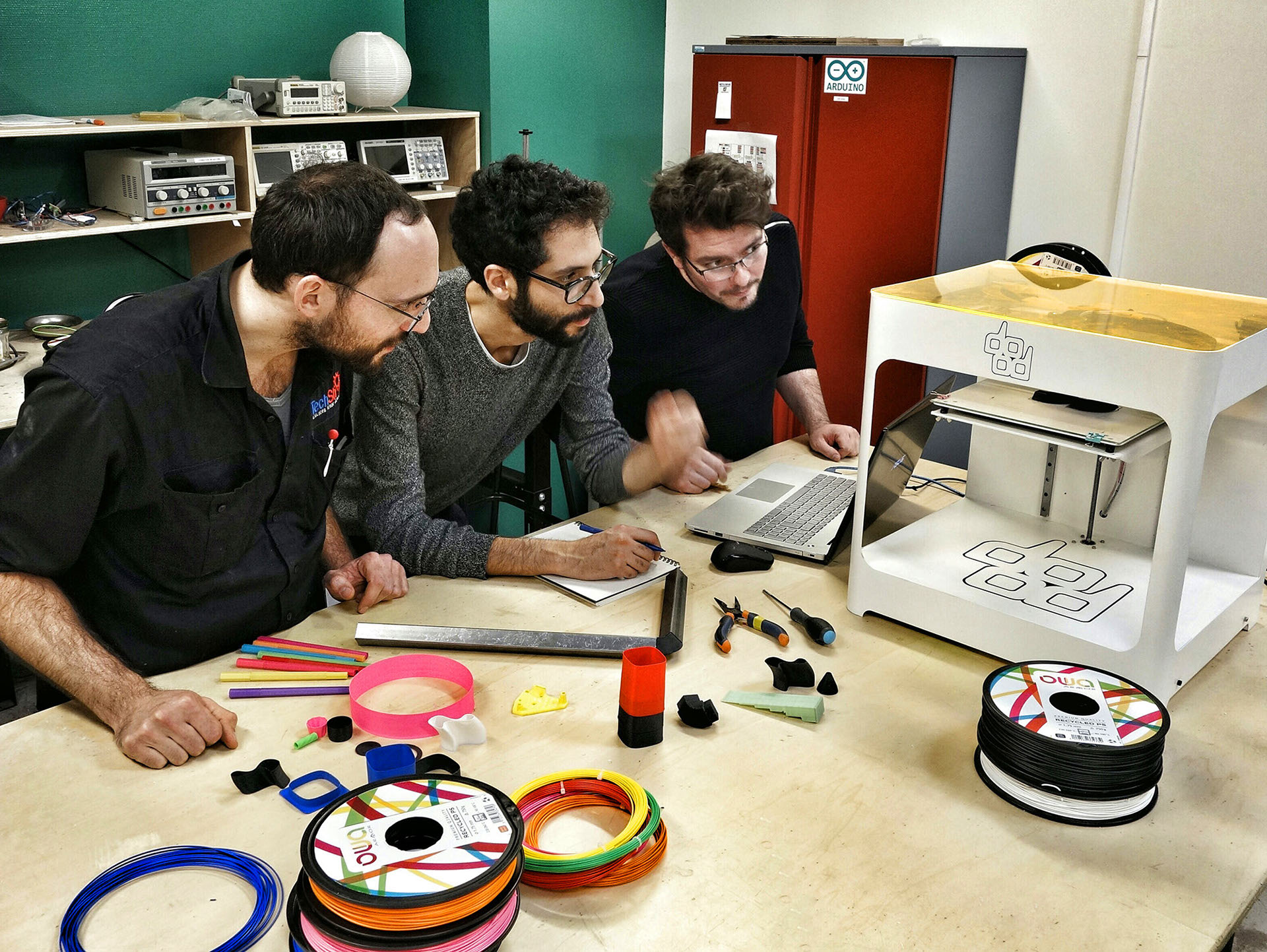 3D printing，Bluetooth headset，Recovery filament，Hollowed out，