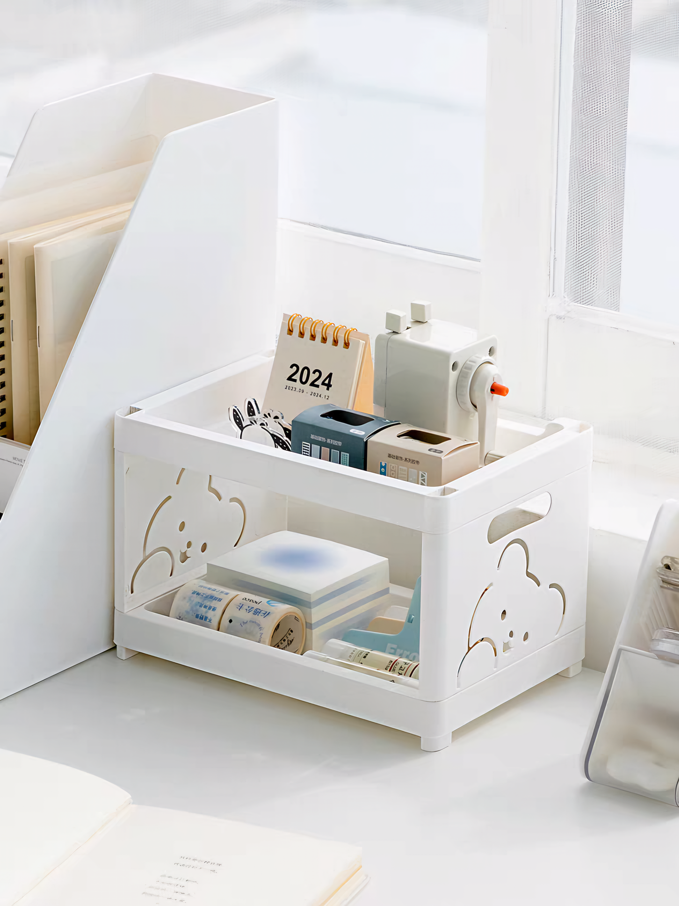 Second-floor storage rack，Desktop storage，Lovely wind，Plastic products，