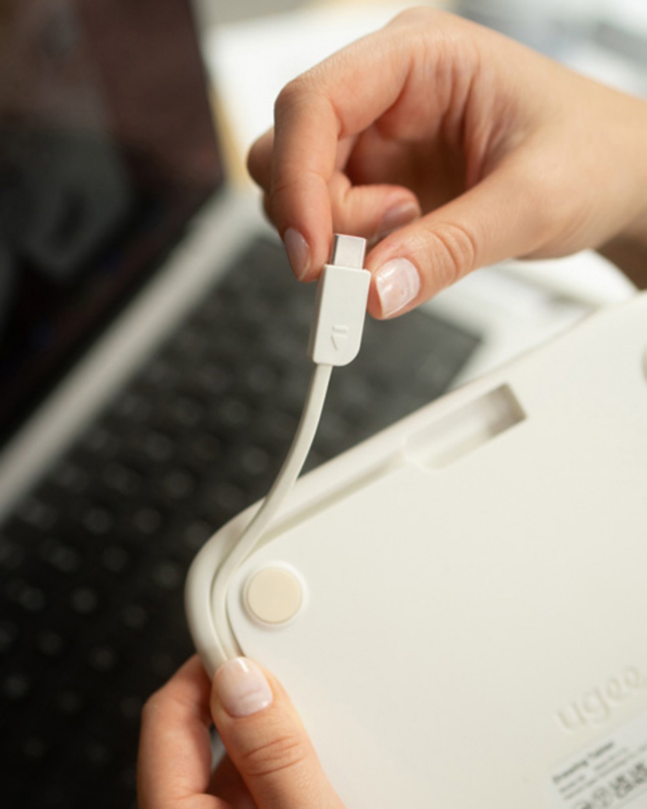 UGEE Q6，Drawing board，Drawing tablet，electronic product，