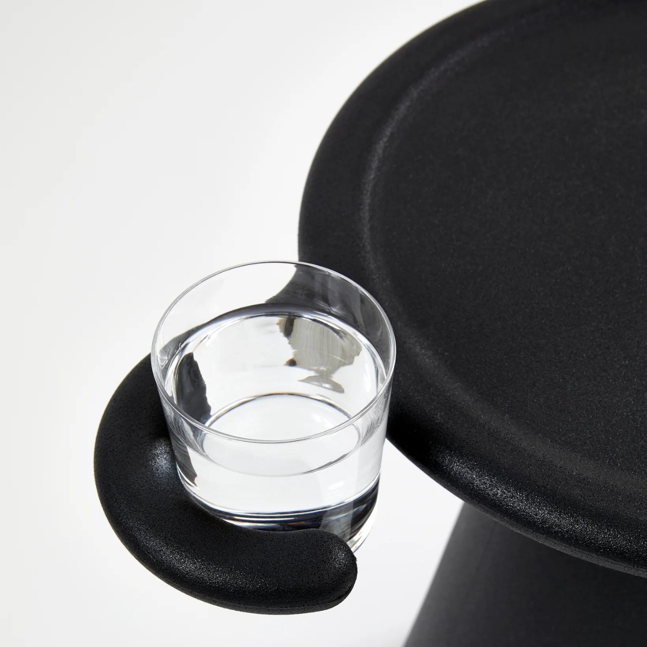 sos，stool，furniture，originality，