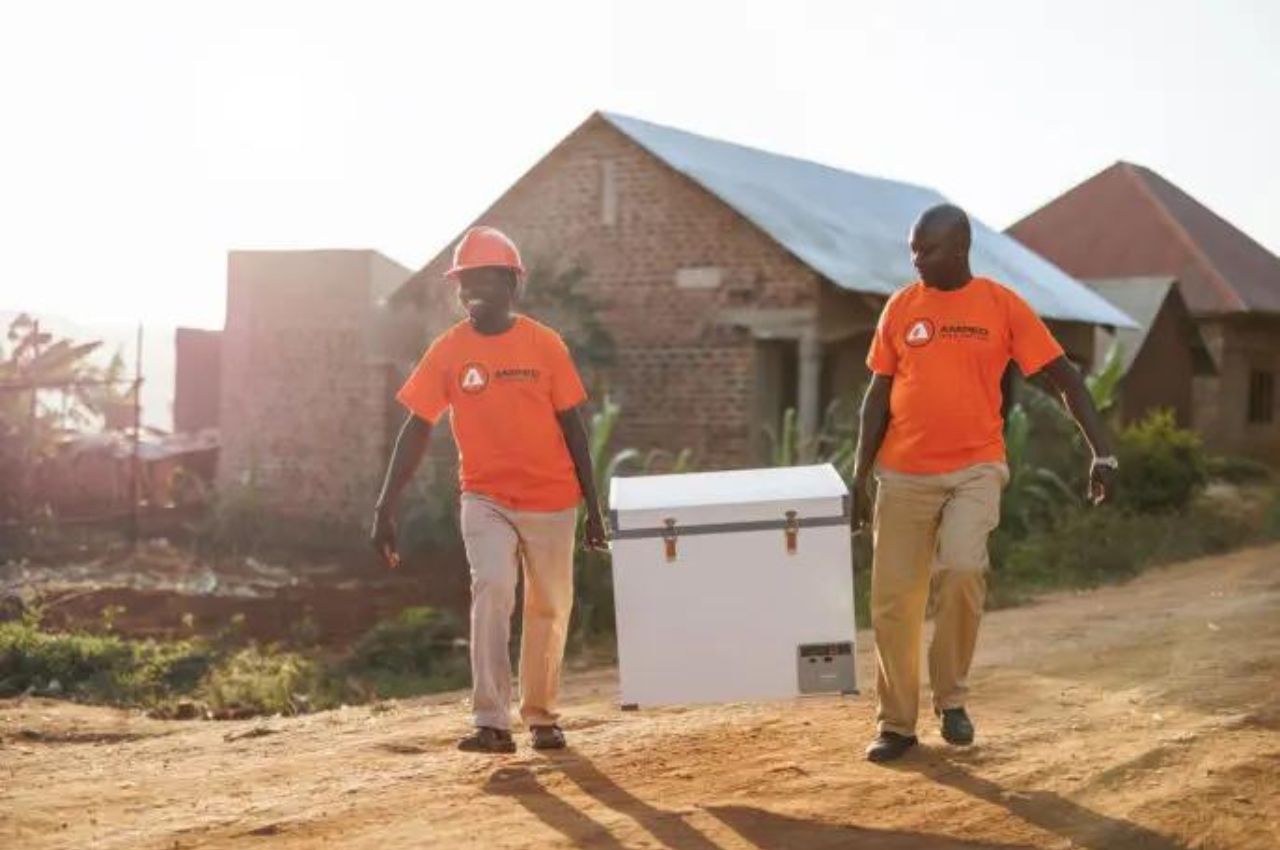 solar energy，Refrigerator，sustainable，