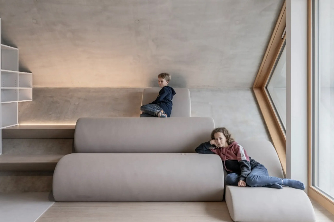 Apartment building，Germany，Public life，