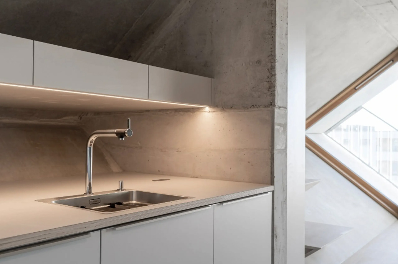 Apartment building，Germany，Public life，