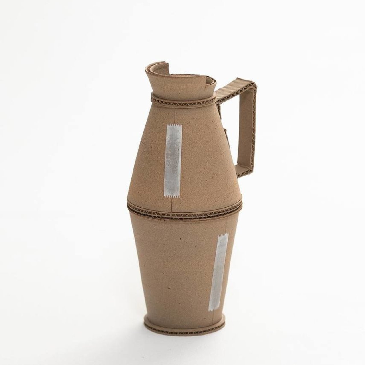 Ceramic art，Artwork，cardboard，