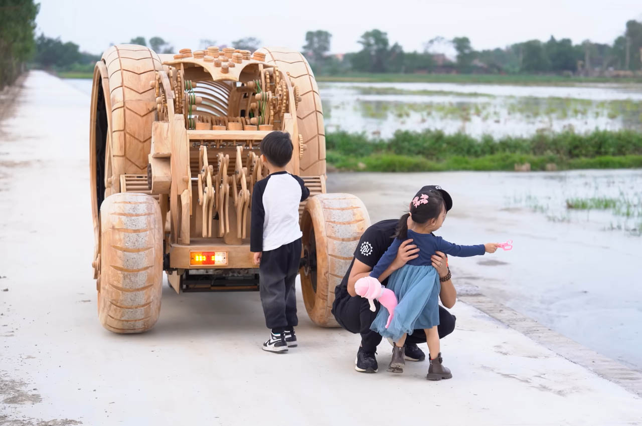 automobile，vehicle，Wooden car，Toy car，