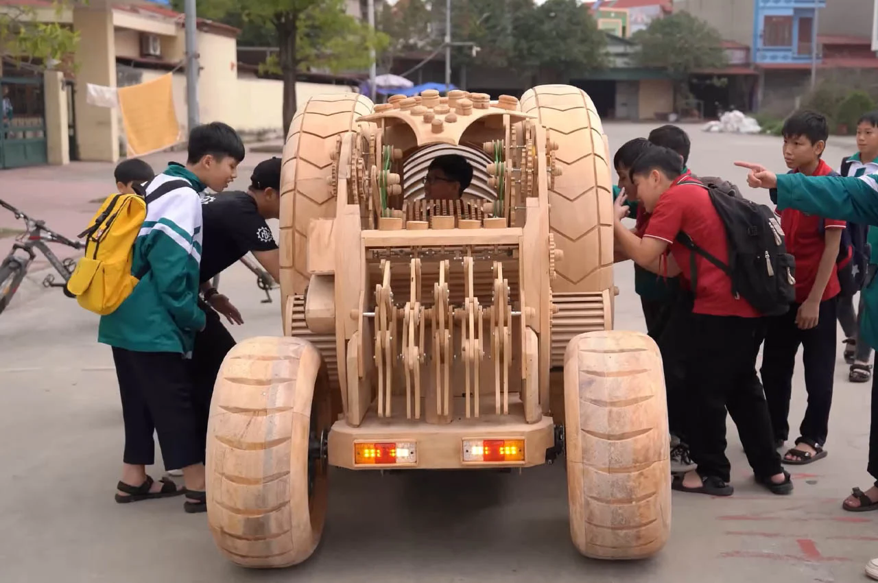 automobile，vehicle，Wooden car，Toy car，