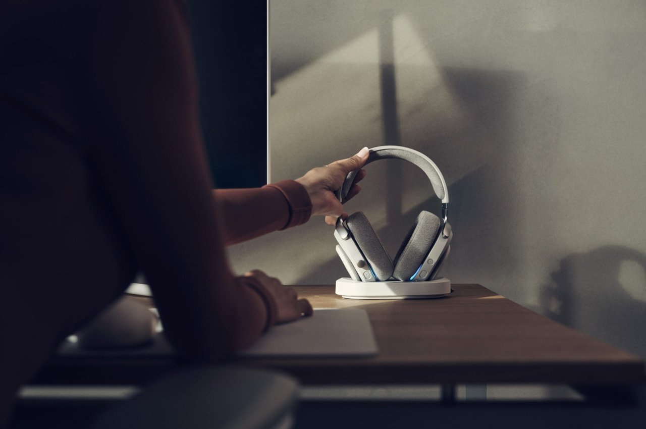 FRACTAL DESIGN，Game Chair，headset，