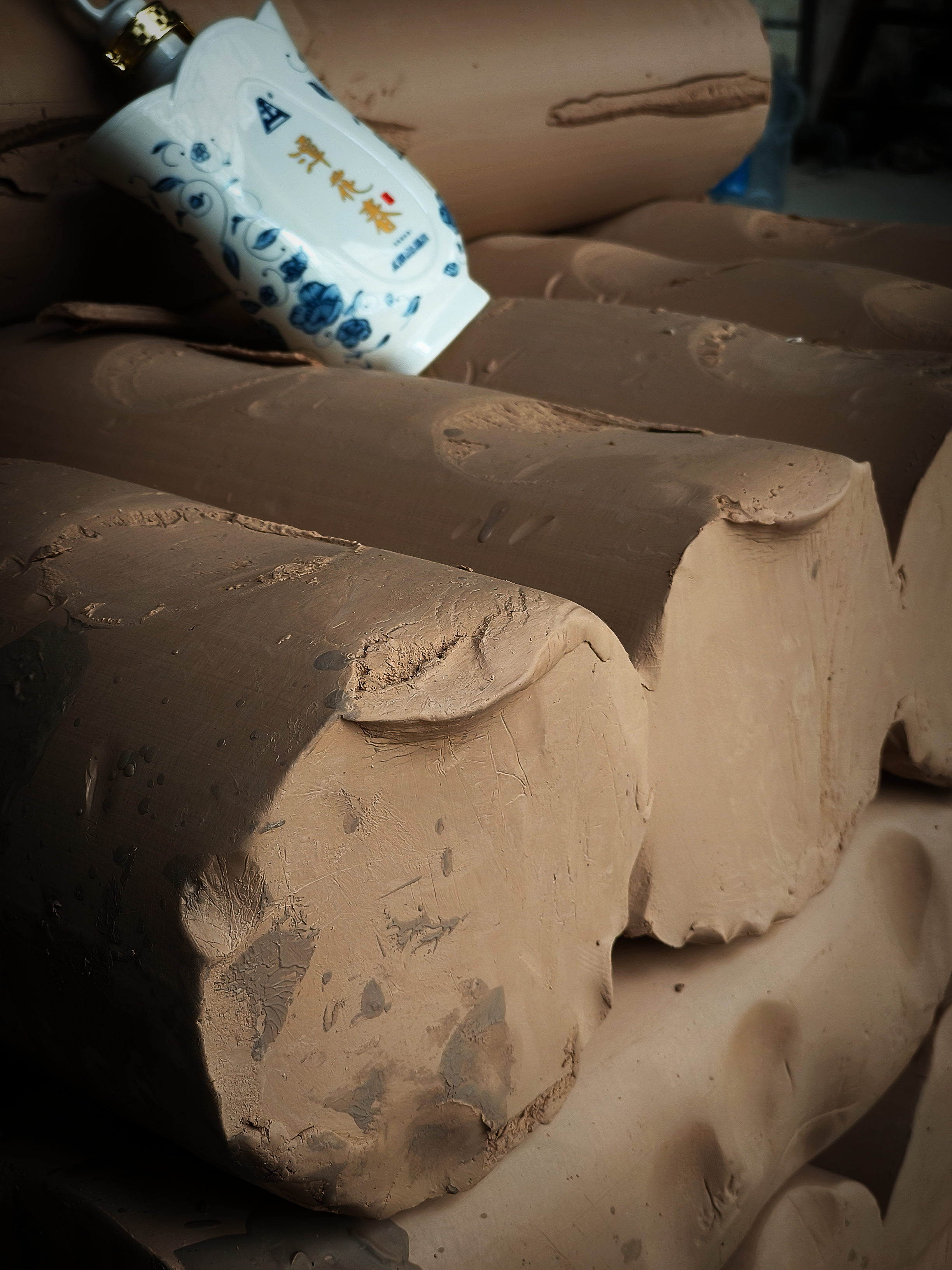 ceramic wine bottle，Jingdezhen，Wine packaging，Baijiu，Design，