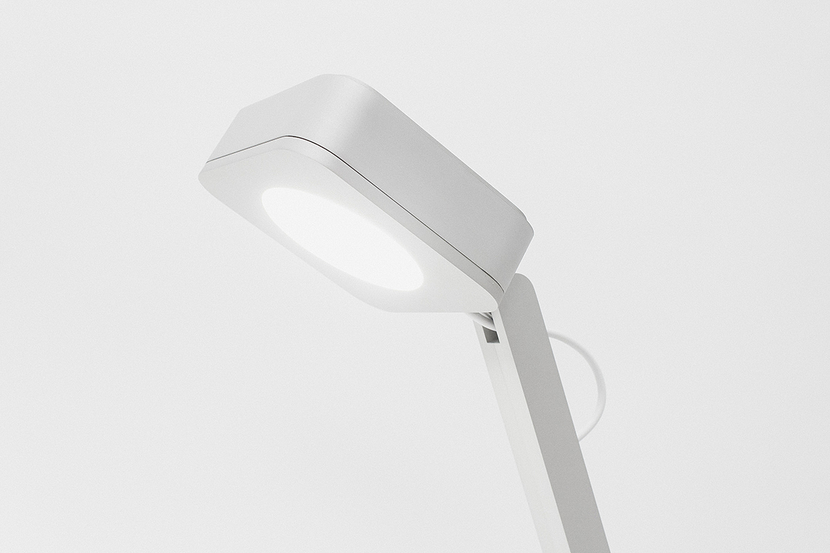 Solid aluminum，Adjustable，switch，3°，Desk lamp，