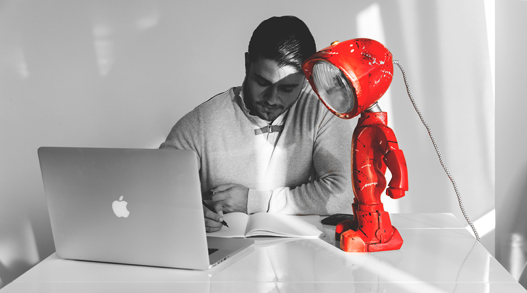 Lampster，Desk lamp，Iron Man，