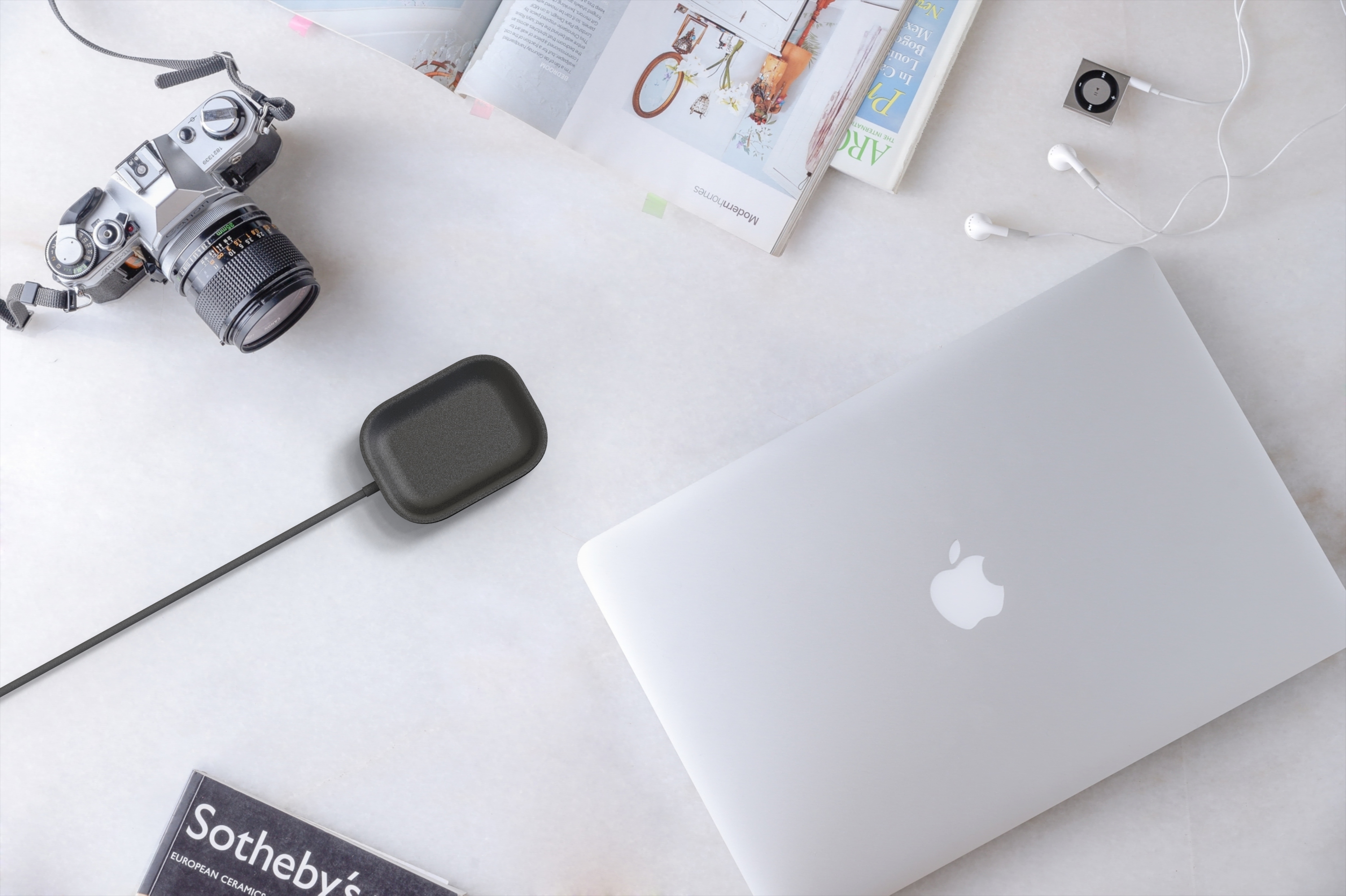 airpods apple headset wireless charger，