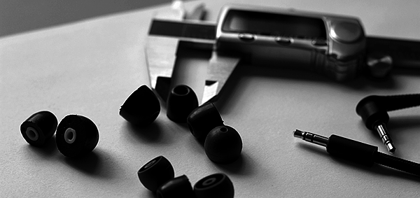 industrial design，product，black，headset，Digital，intelligence，
