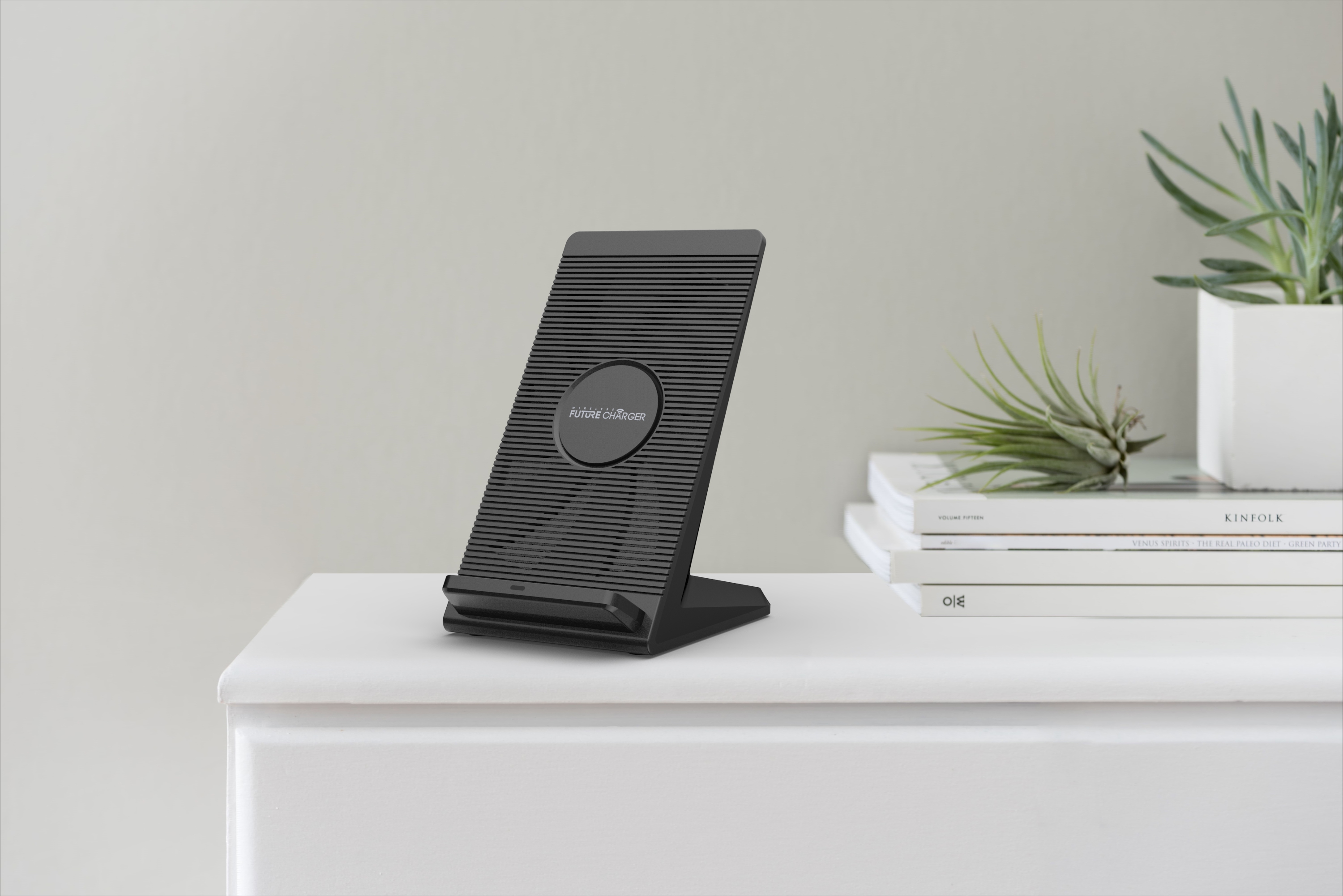 Wireless charging with fan bracket，