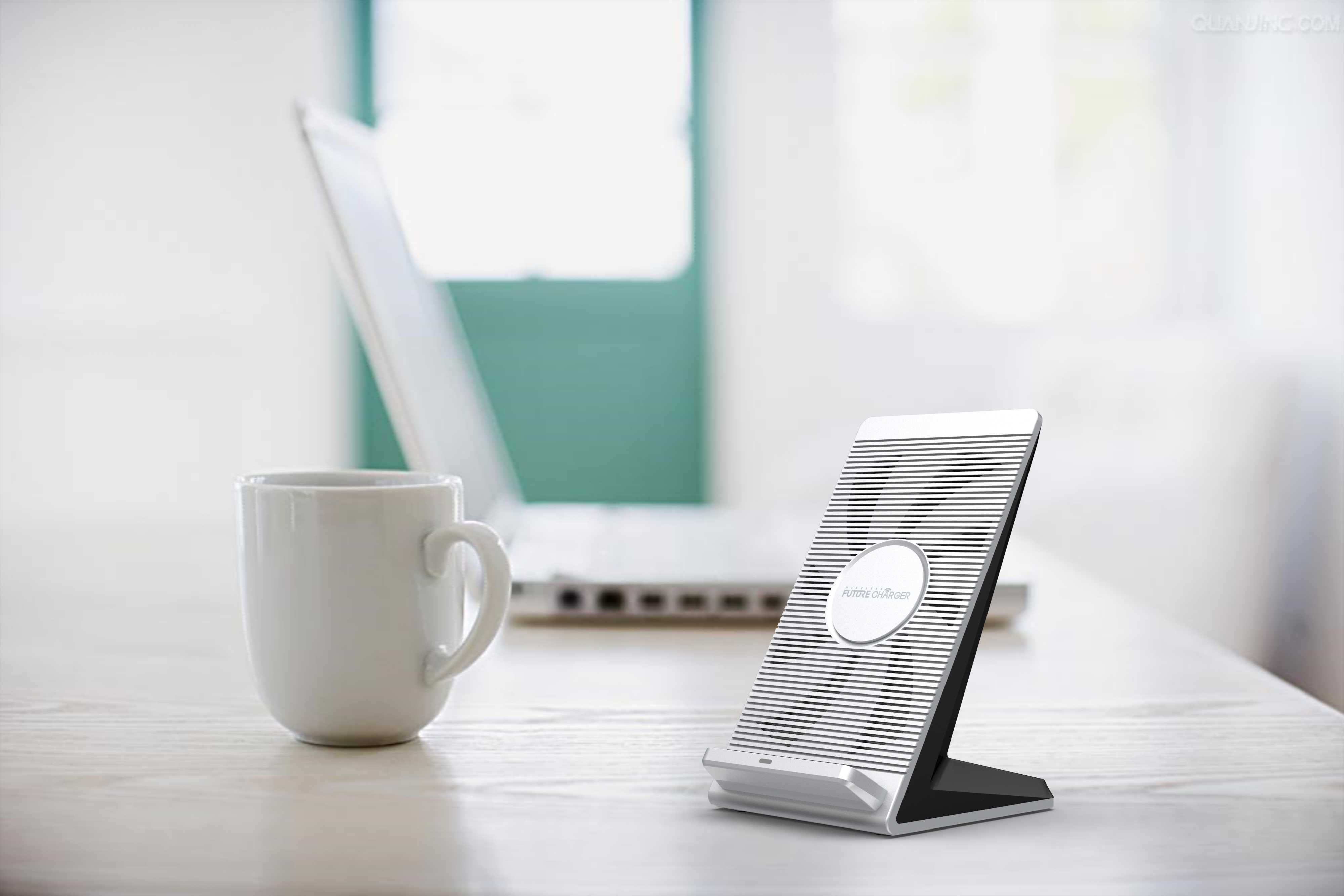 Wireless charging with fan bracket，