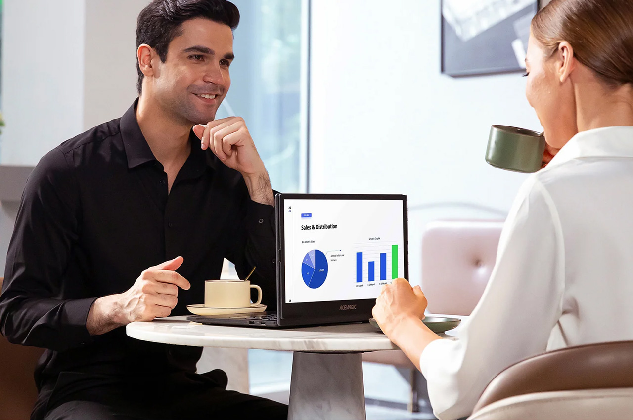 Double screen，business affairs，notebook，fold，science and technology，