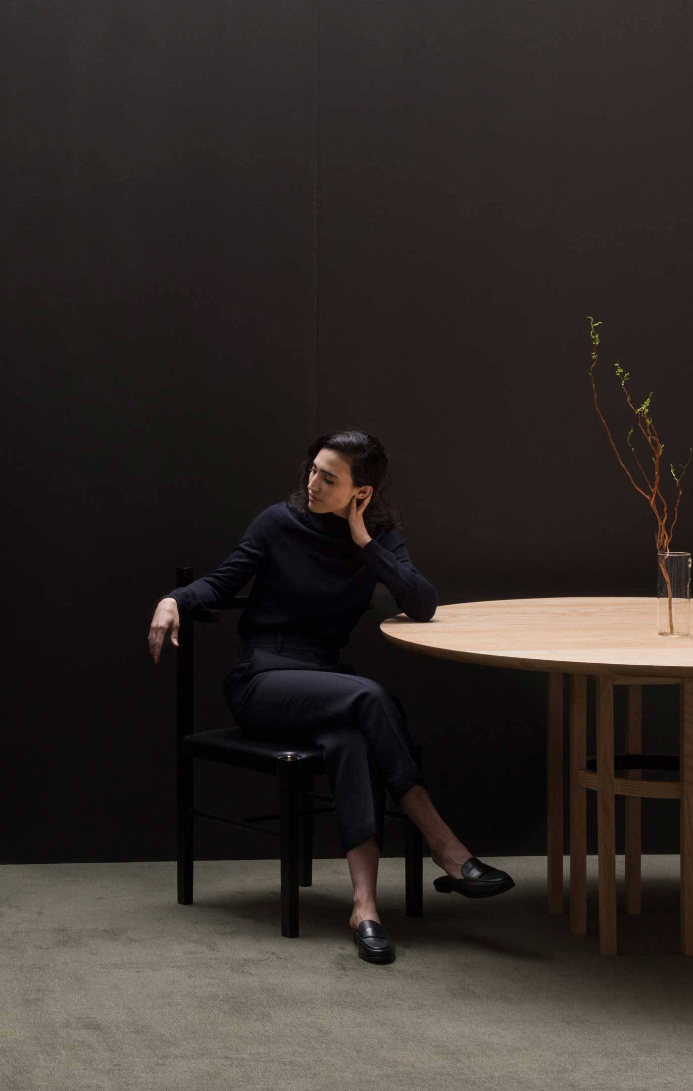 furniture，coil，dancer，