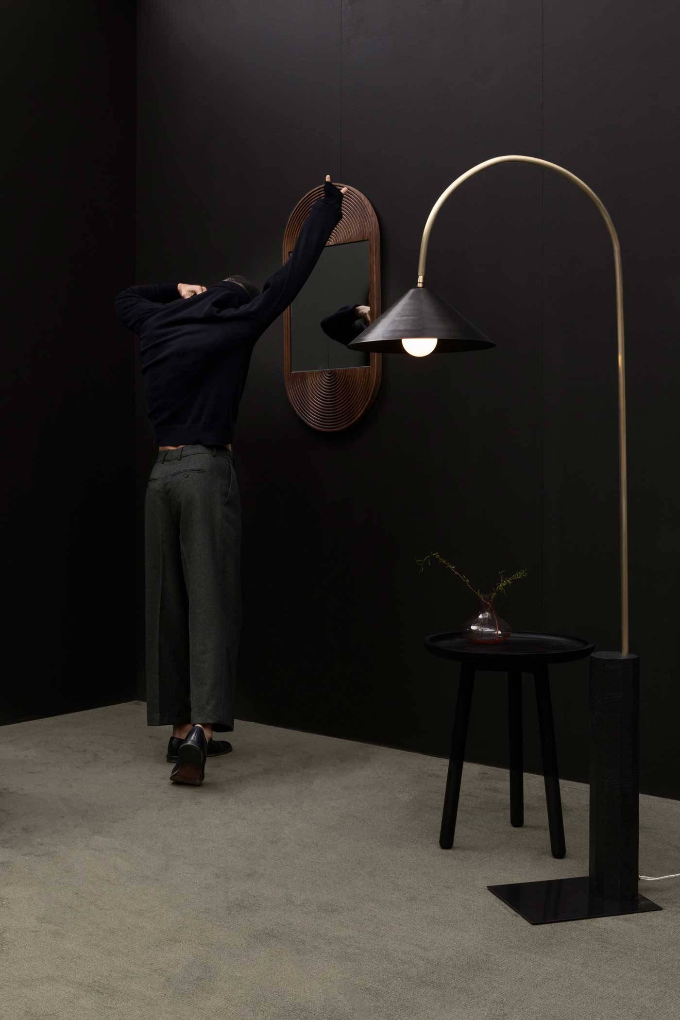 furniture，coil，dancer，