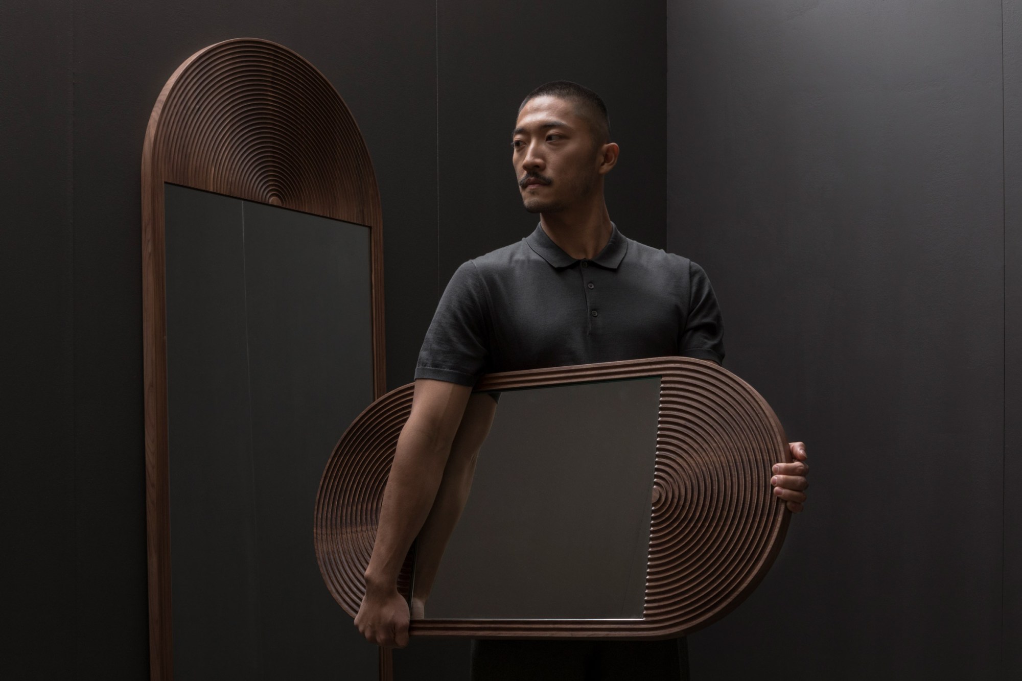 furniture，coil，dancer，