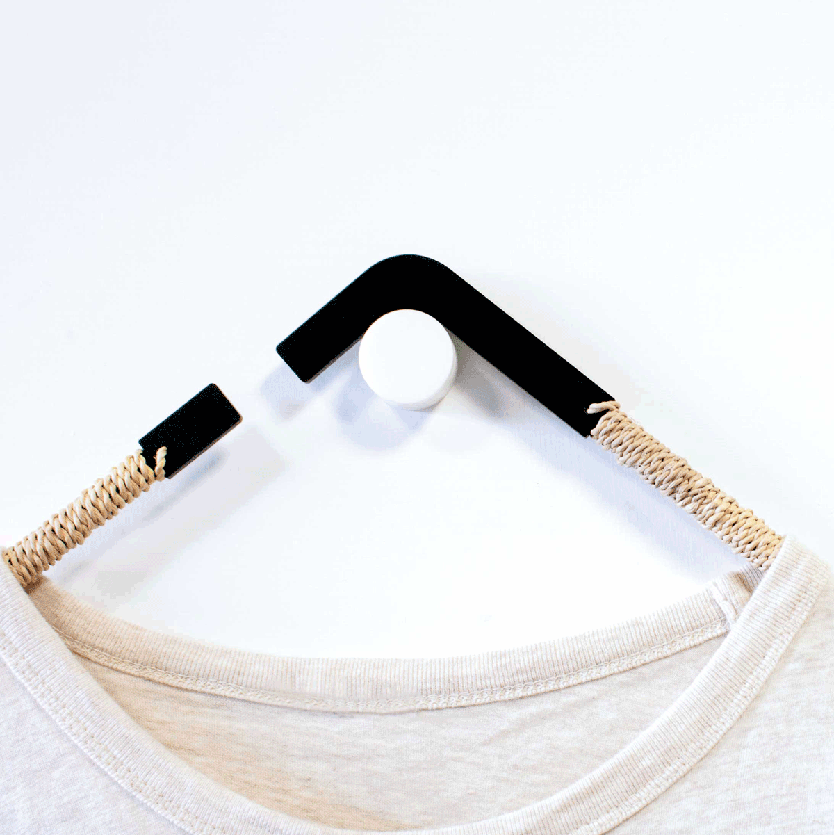 Hanger O.V.S，Hanger，reed，weave，Clothes rack，Clothes support，handicraft industry，