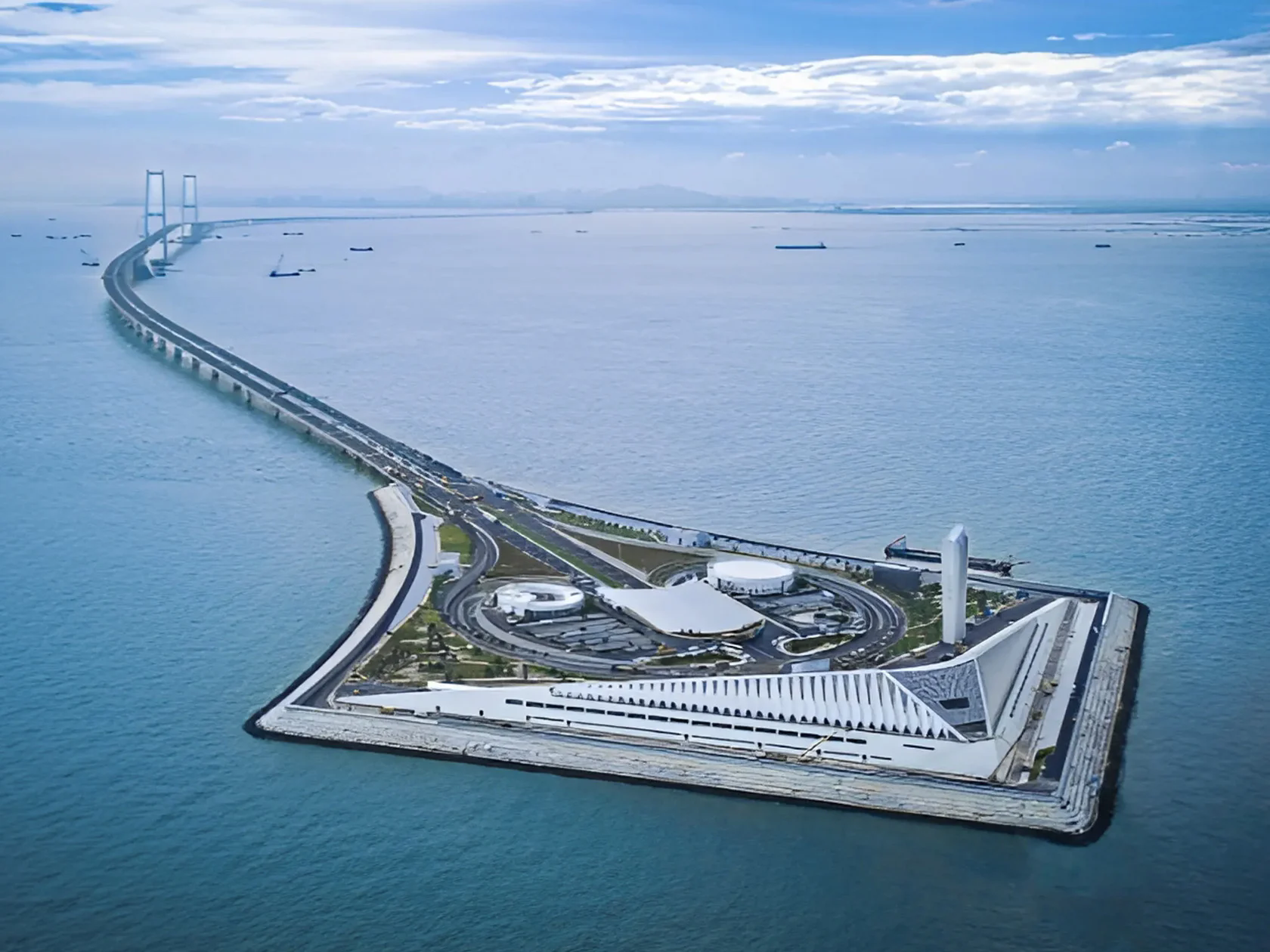 Architecture，cross-sea tunnel，bridge，environmental design，