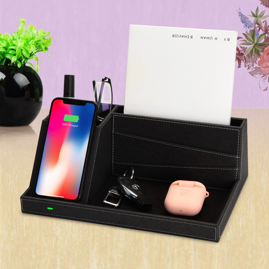 Wireless charging of storage box，