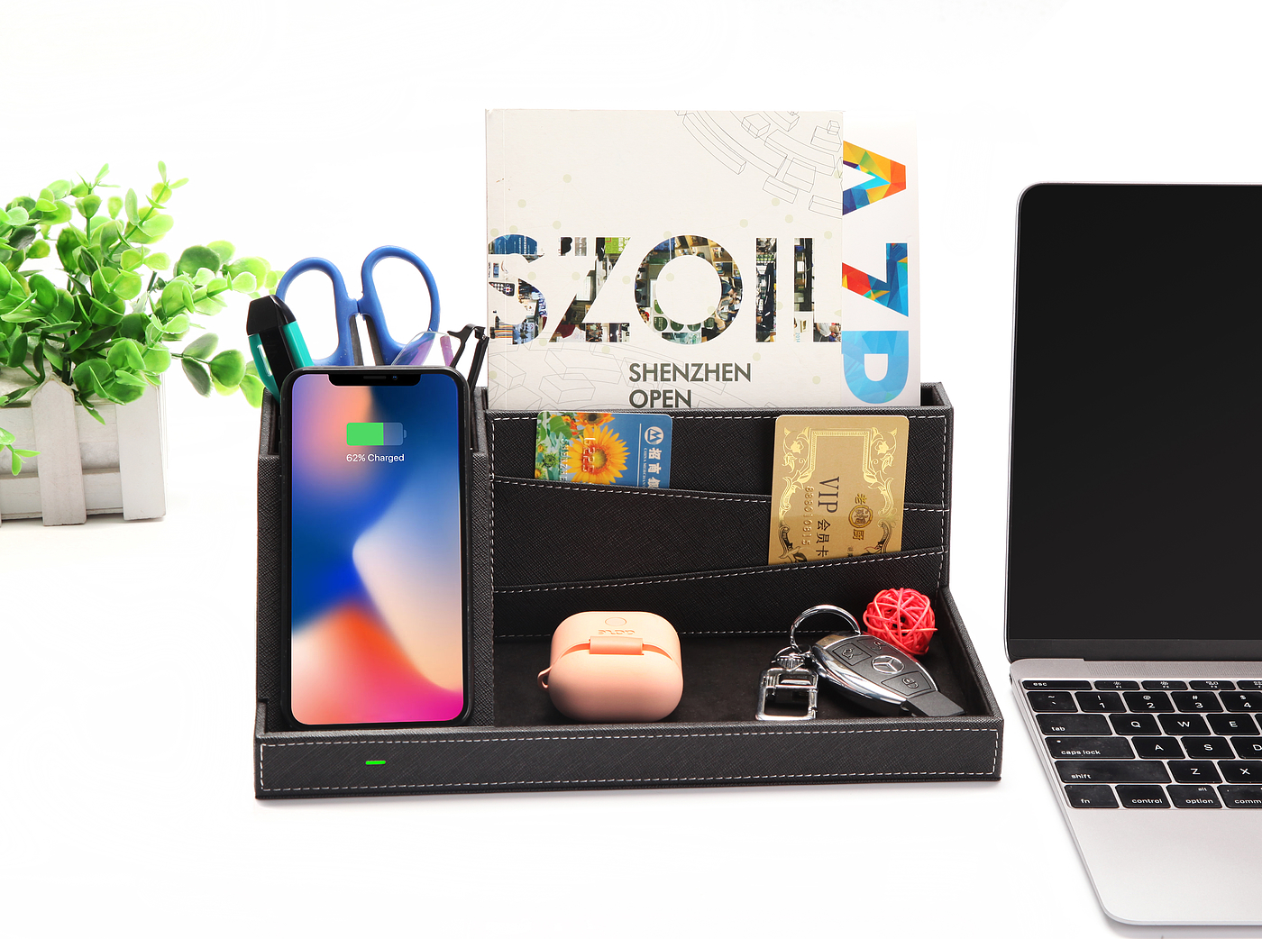 Wireless charging of storage box，
