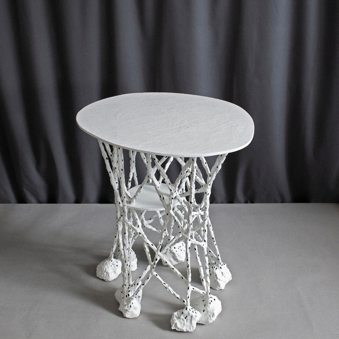 Side table，shelf，furniture，Artwork，