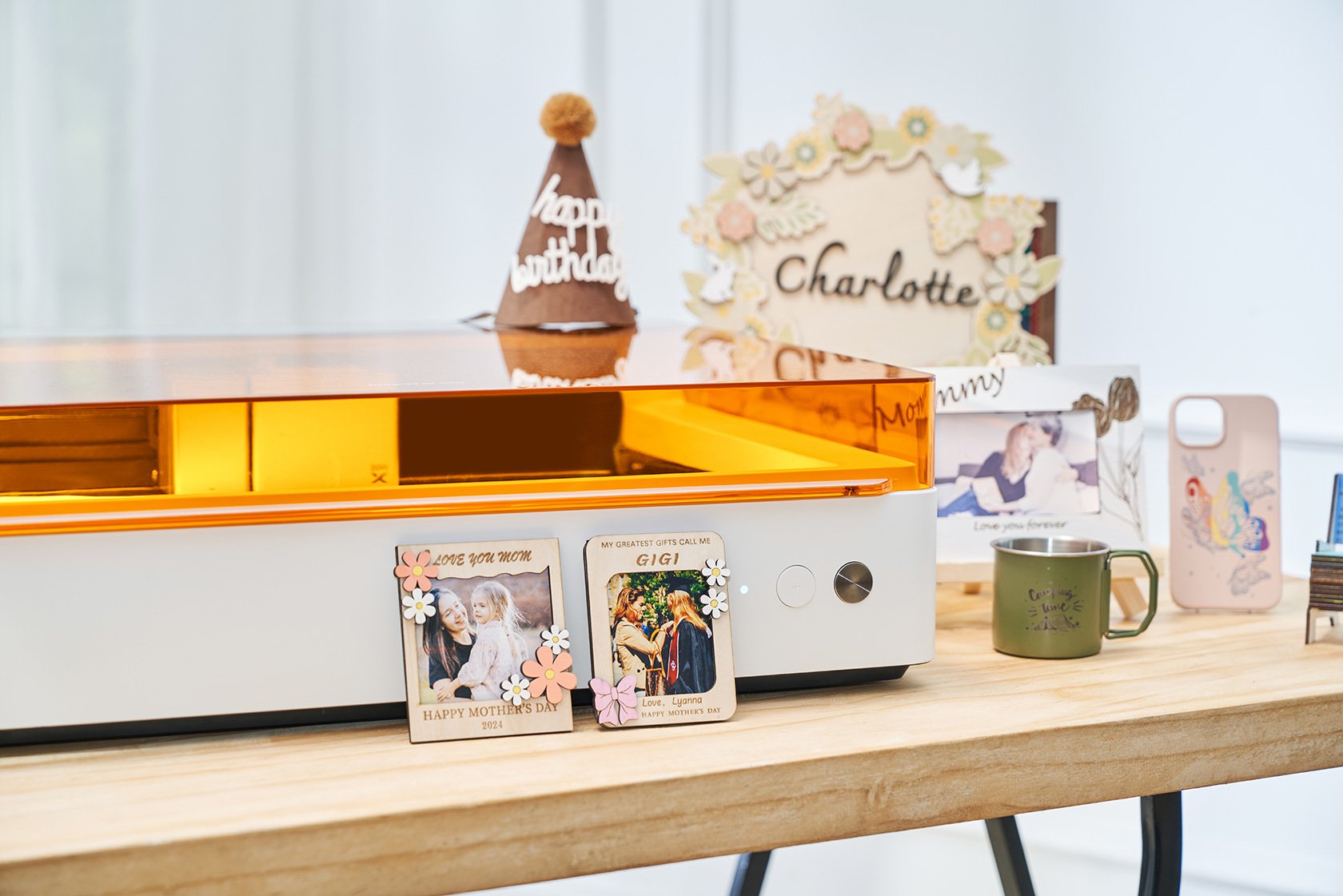 Power source，xTool M1 Ultra，furniture，equipment，