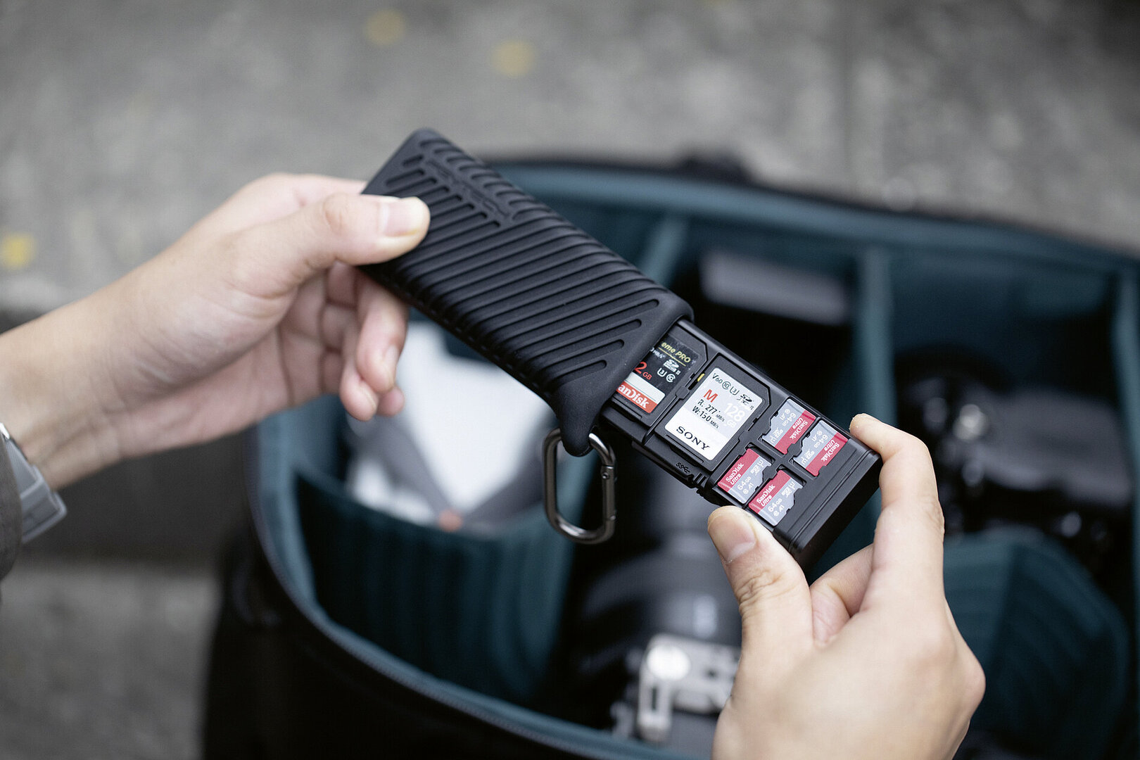 2024 Red Dot Product Design Award，Cameras and equipment，Camera accessories，