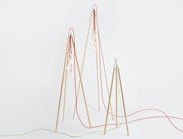 Cylinder design，Wood and lamps，Floor lamp design，Vermicelli，Carrot，Broom，Brain hole creativity，Table lamp design，Lamp design，lighting design ，Broom，Triangular support，