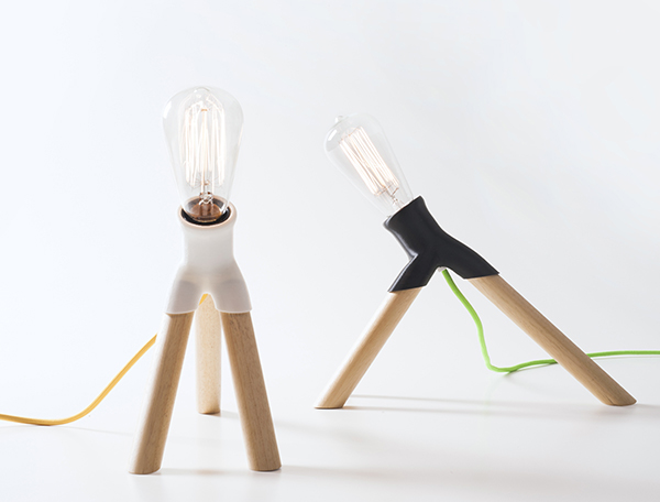 Cylinder design，Wood and lamps，Floor lamp design，Vermicelli，Carrot，Broom，Brain hole creativity，Table lamp design，Lamp design，lighting design ，Broom，Triangular support，