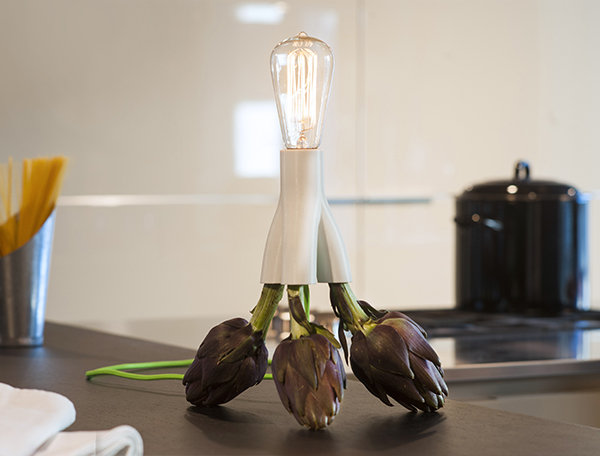 Cylinder design，Wood and lamps，Floor lamp design，Vermicelli，Carrot，Broom，Brain hole creativity，Table lamp design，Lamp design，lighting design ，Broom，Triangular support，