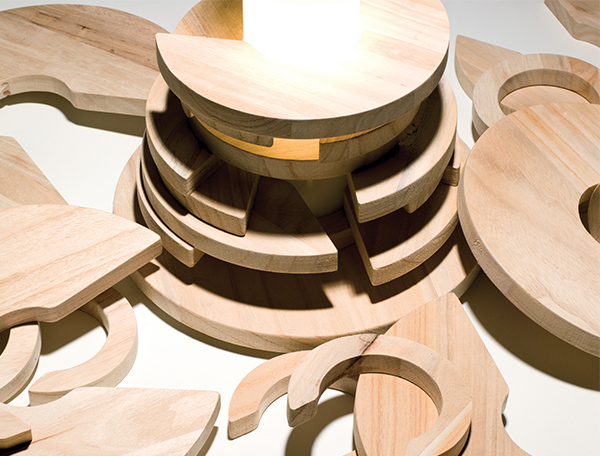 Cylinder design，Wood and lamps，Floor lamp design，Vermicelli，Carrot，Broom，Brain hole creativity，Table lamp design，Lamp design，lighting design ，Broom，Triangular support，