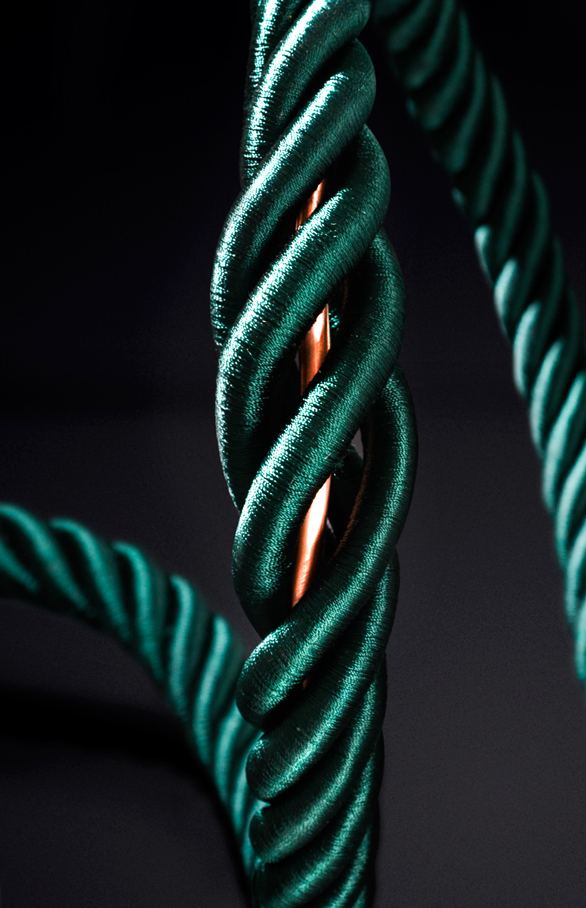 Cylinder design，Wood and lamps，Floor lamp design，Vermicelli，Carrot，Broom，Brain hole creativity，Table lamp design，Lamp design，lighting design ，Broom，Triangular support，