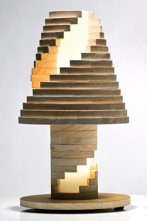 Cylinder design，Wood and lamps，Floor lamp design，Vermicelli，Carrot，Broom，Brain hole creativity，Table lamp design，Lamp design，lighting design ，Broom，Triangular support，