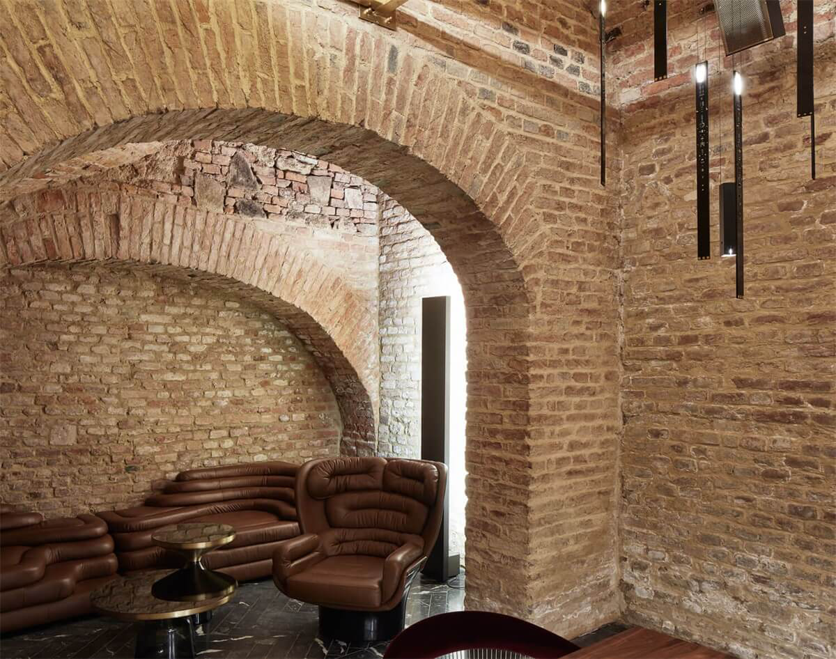 Bar design，brick，basement，Walnut，wood，sofa，natural，