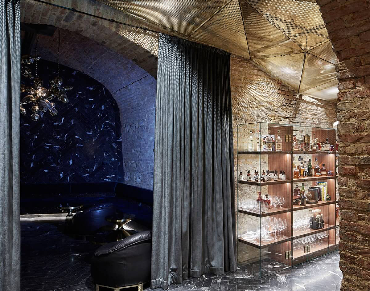 Bar design，brick，basement，Walnut，wood，sofa，natural，